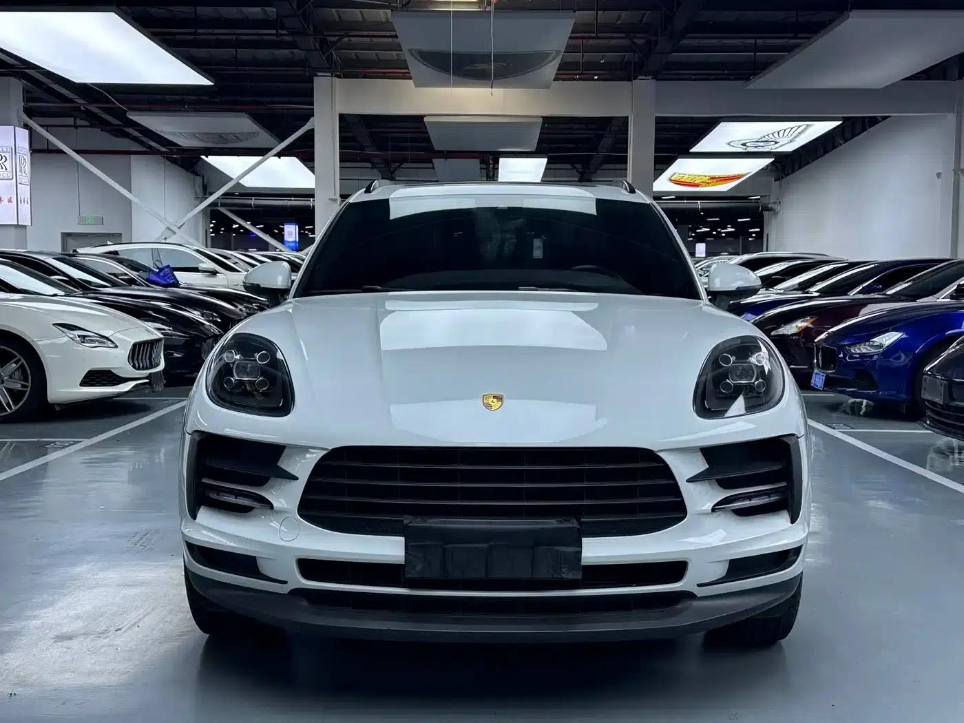 2020 Macan 2.0T — миниатюра 2