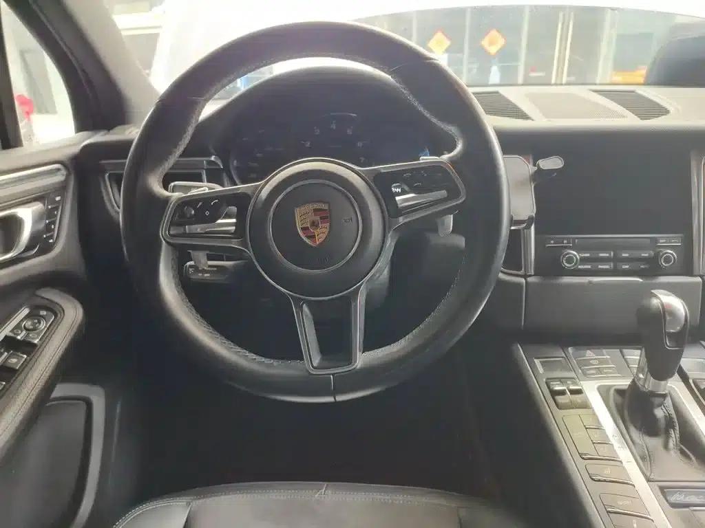 2017 Macan 2.0T — миниатюра 11