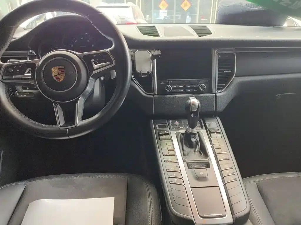 2017 Macan 2.0T — миниатюра 10