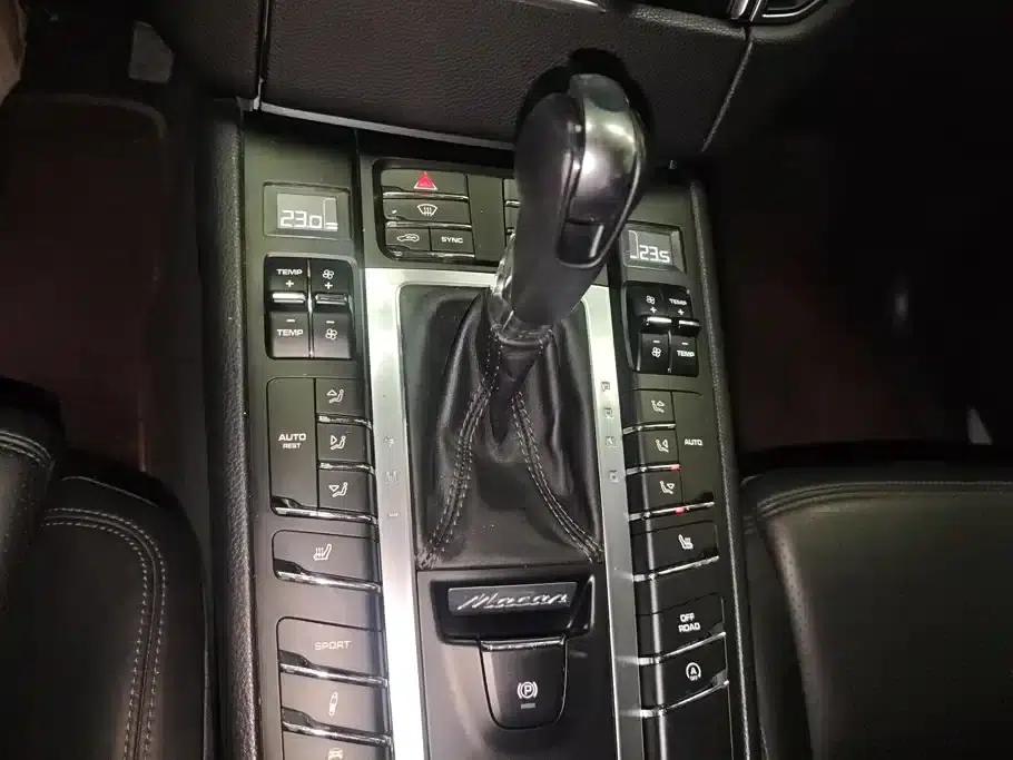 2014 Macan 2.0T — миниатюра 16