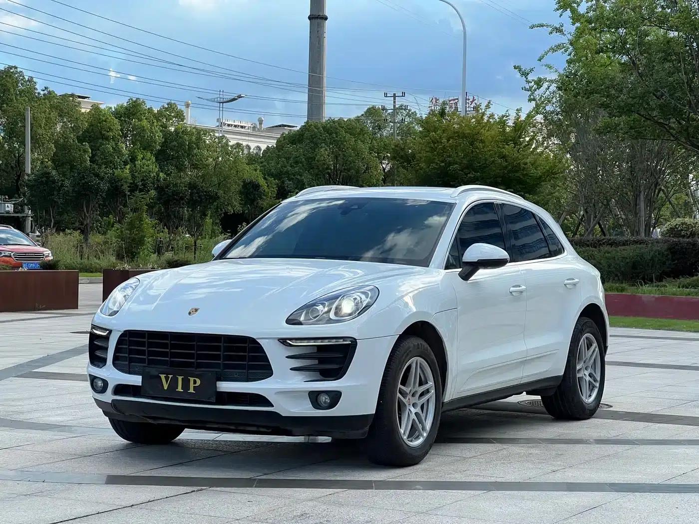 2017 Macan 2.0T — миниатюра 1