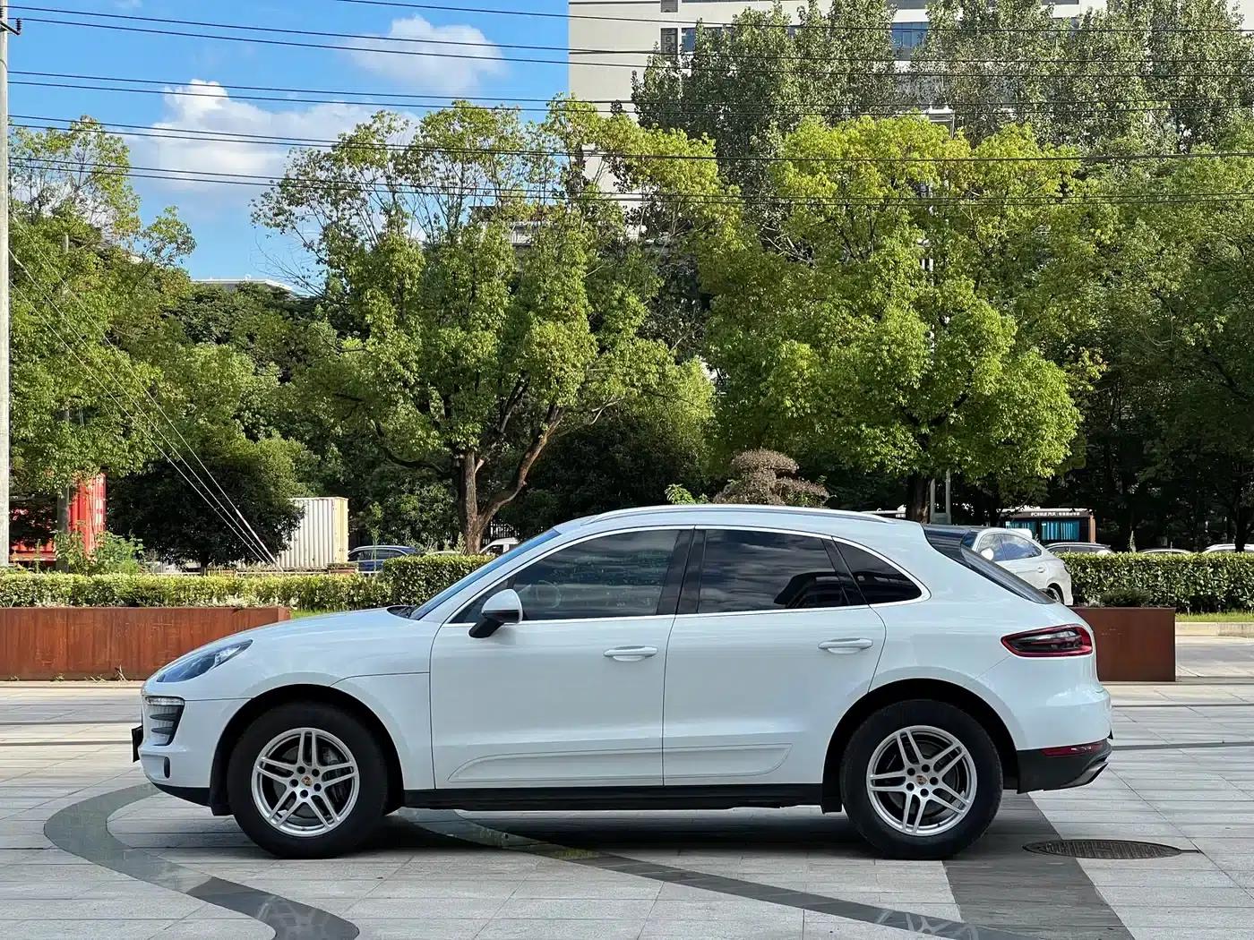 2017 Macan 2.0T — миниатюра 3
