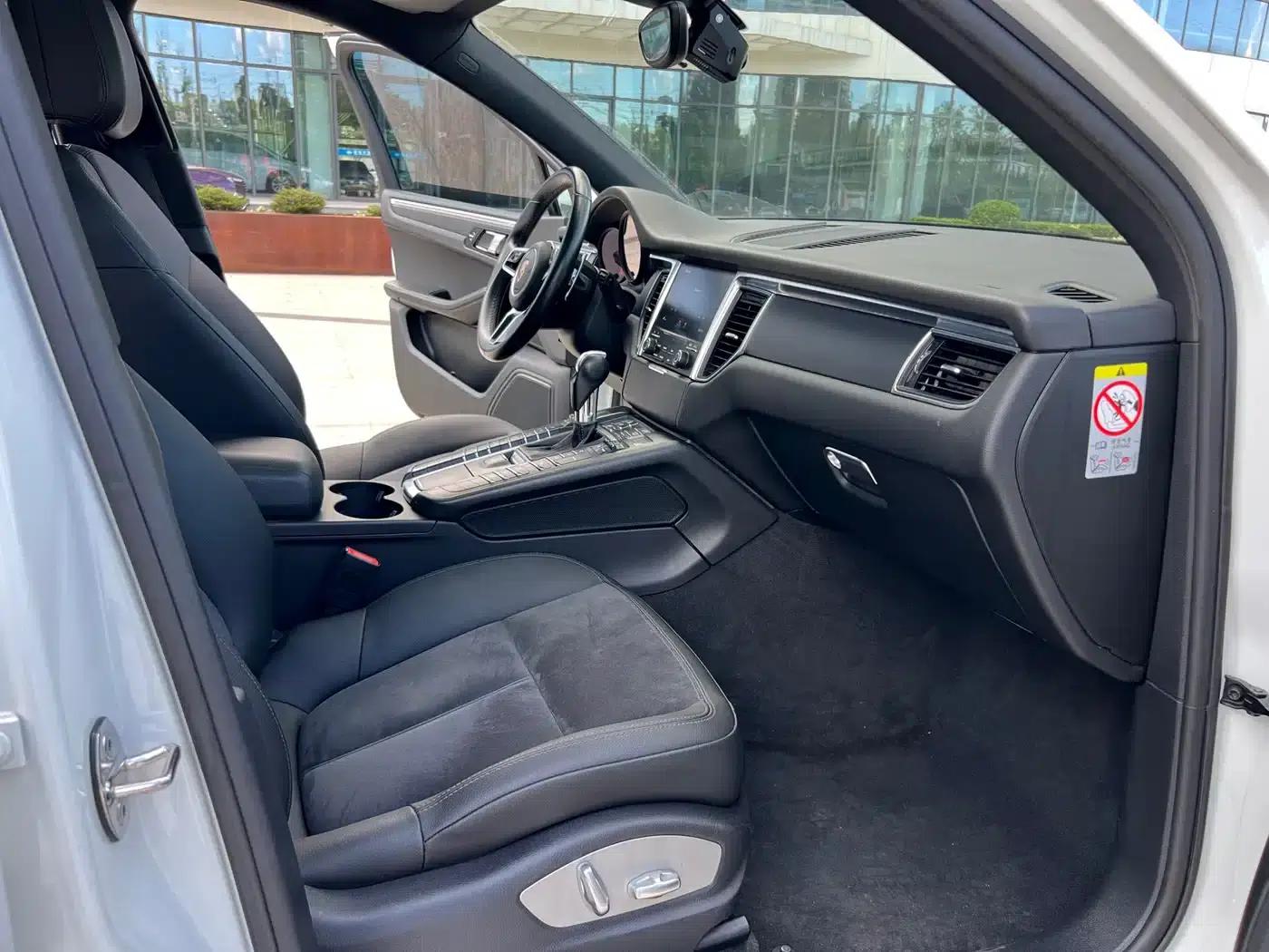 2017 Macan 2.0T — миниатюра 7
