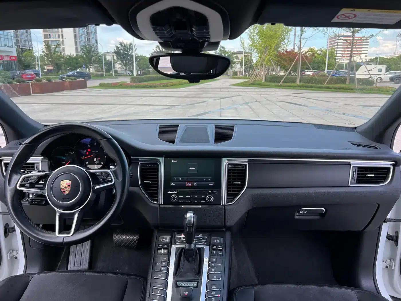 2017 Macan 2.0T — миниатюра 9