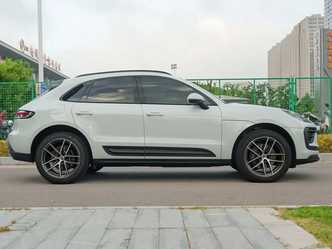 2026 Macan 2.0T Dream Edition — миниатюра 4