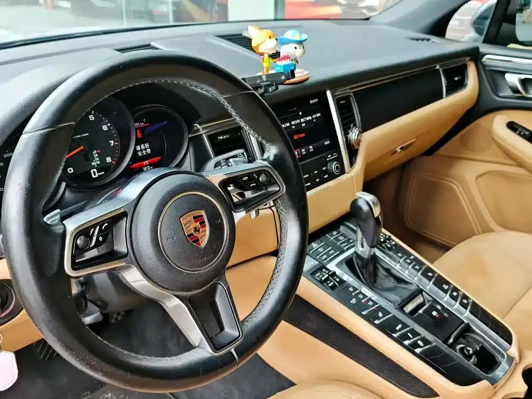 2017 Macan 2.0T — миниатюра 4
