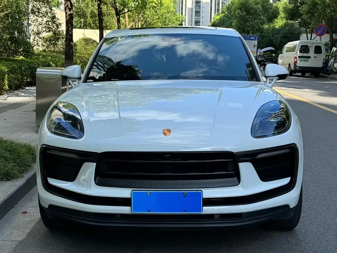 2023 Macan T 2.0T — миниатюра 2