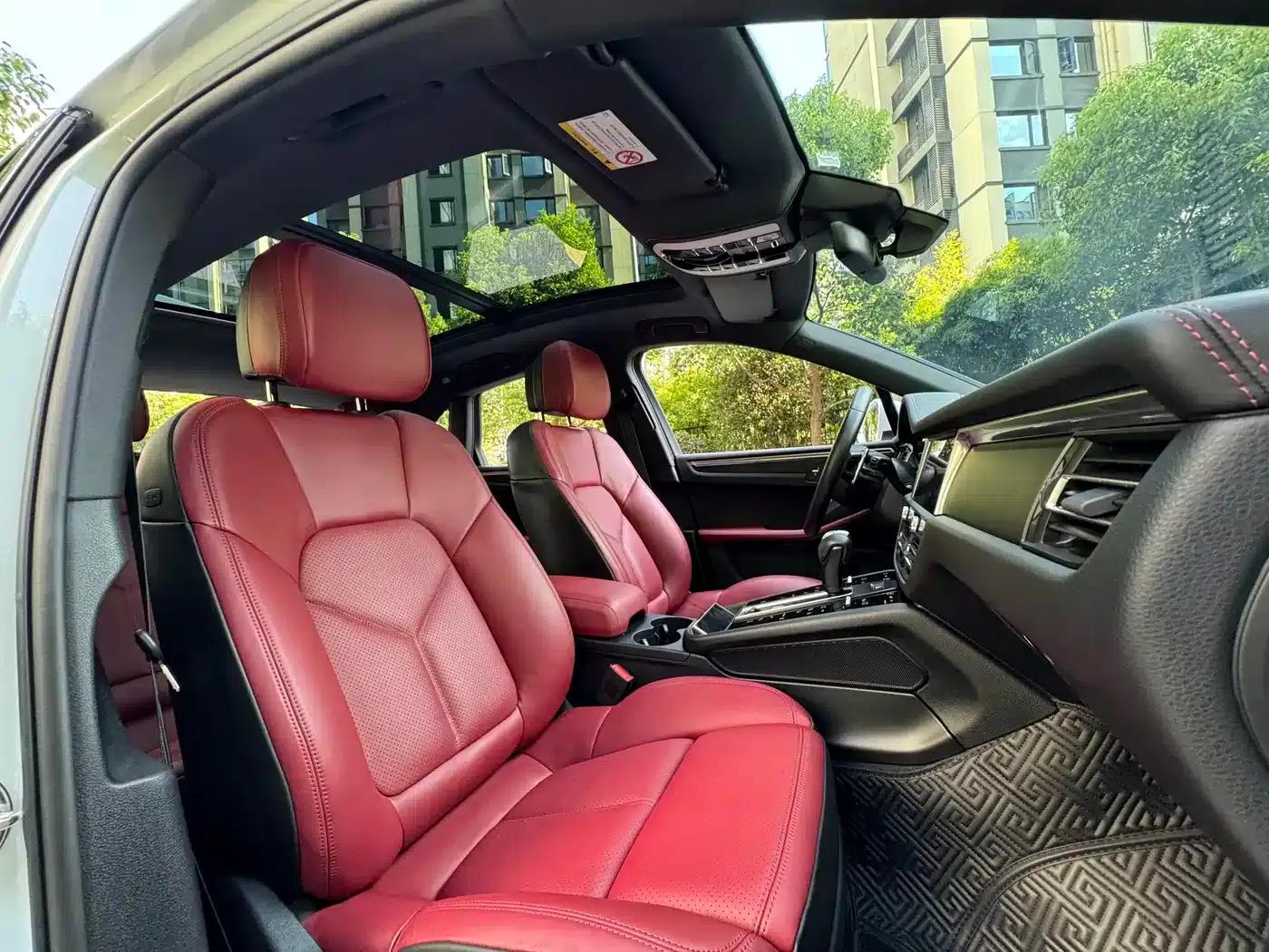 2023 Macan T 2.0T — миниатюра 13
