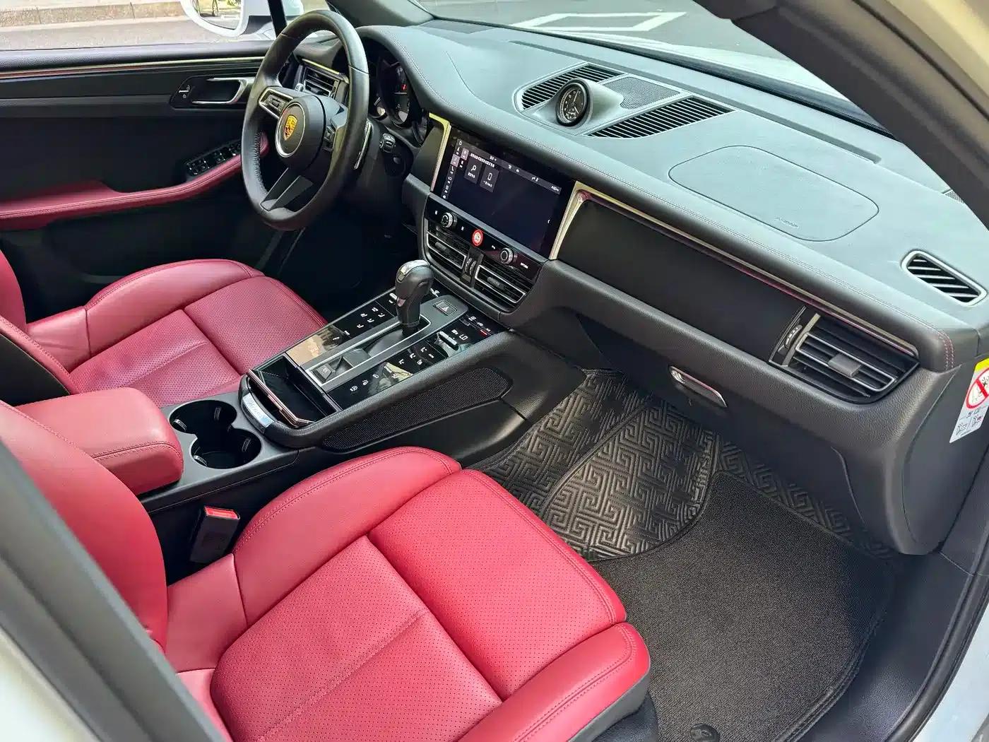 2023 Macan T 2.0T — миниатюра 7