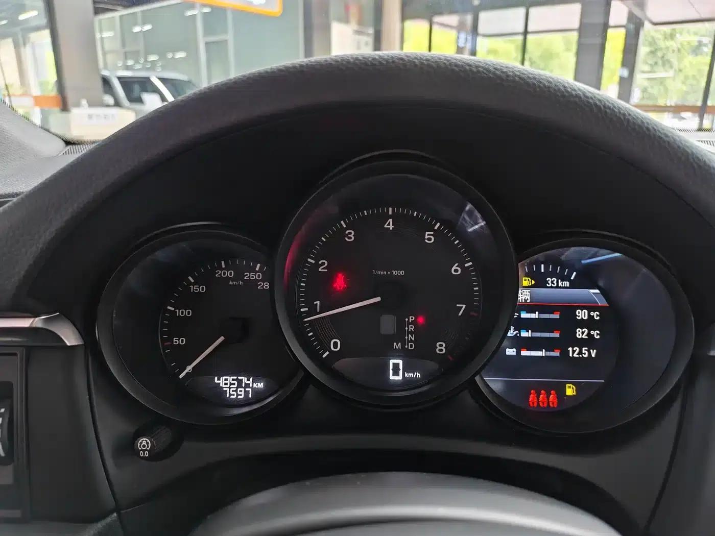 2022 Macan 2.0T — миниатюра 16
