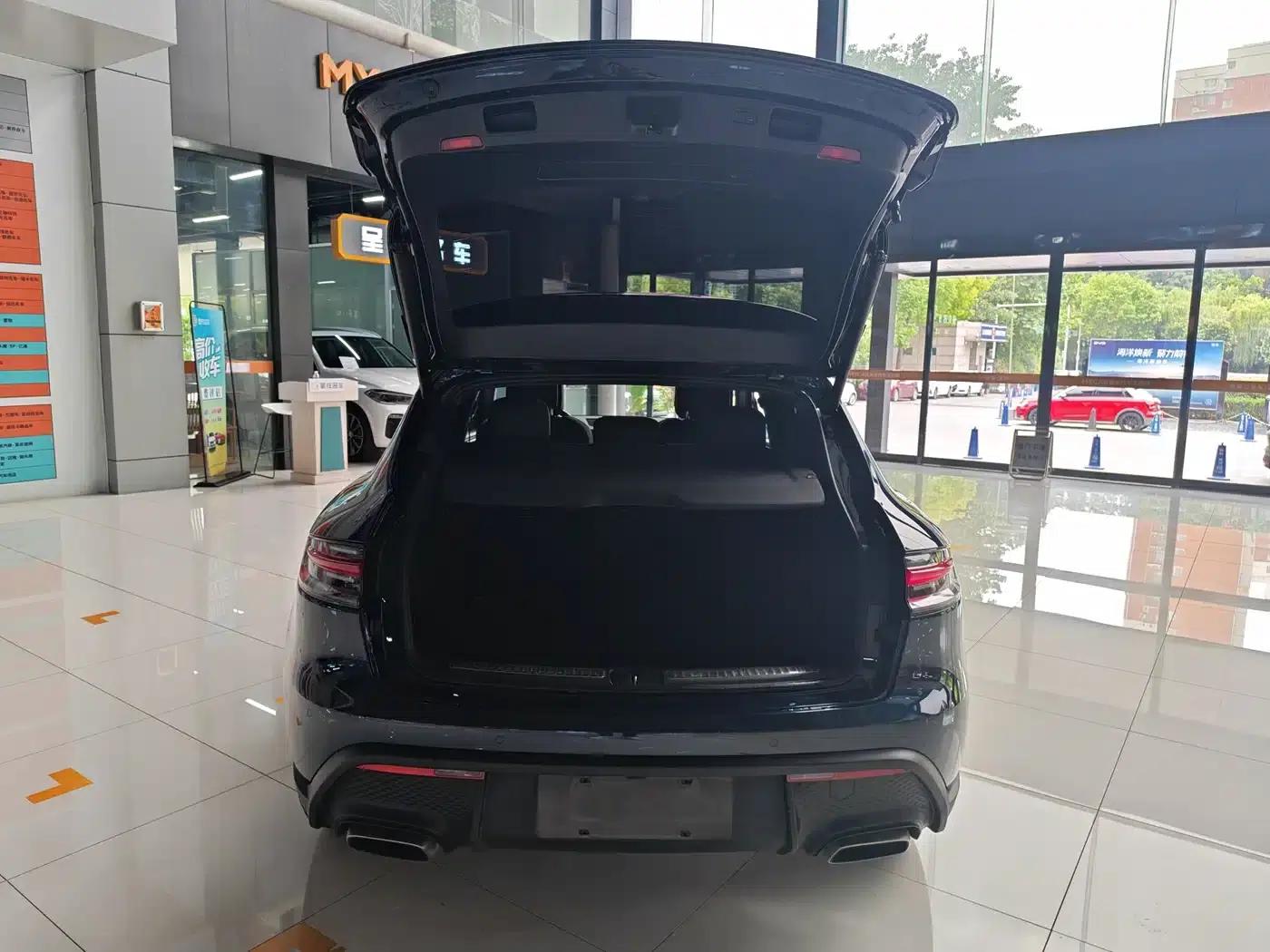 2022 Macan 2.0T — миниатюра 7