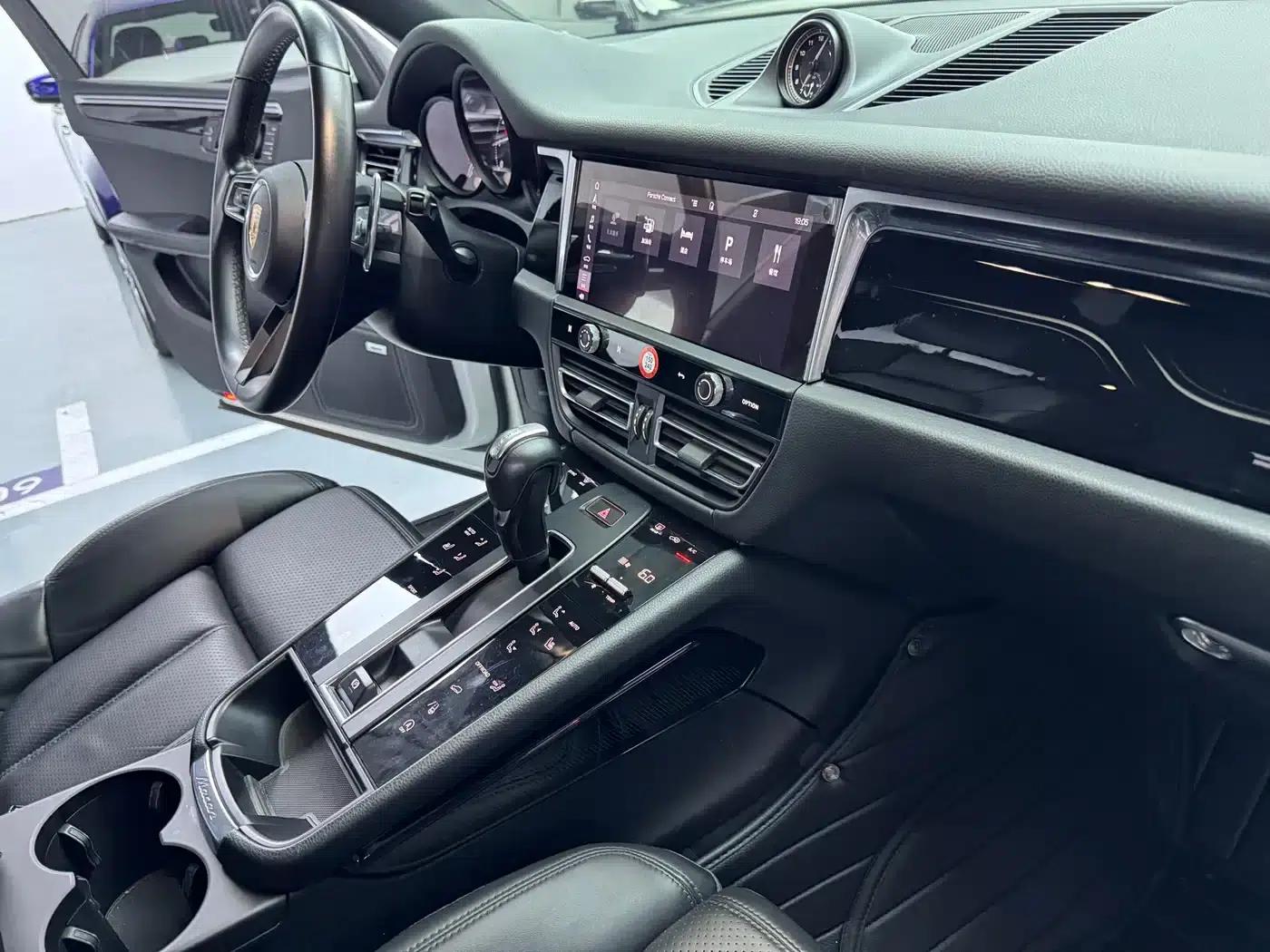 2022 Macan 2.0T — миниатюра 13