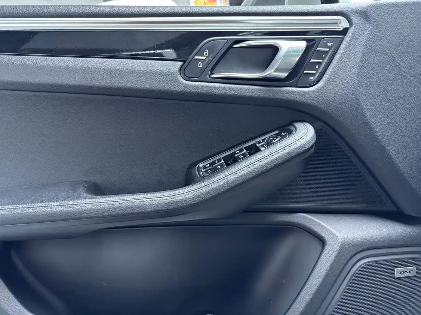 2022 Macan 2.0T — миниатюра 5