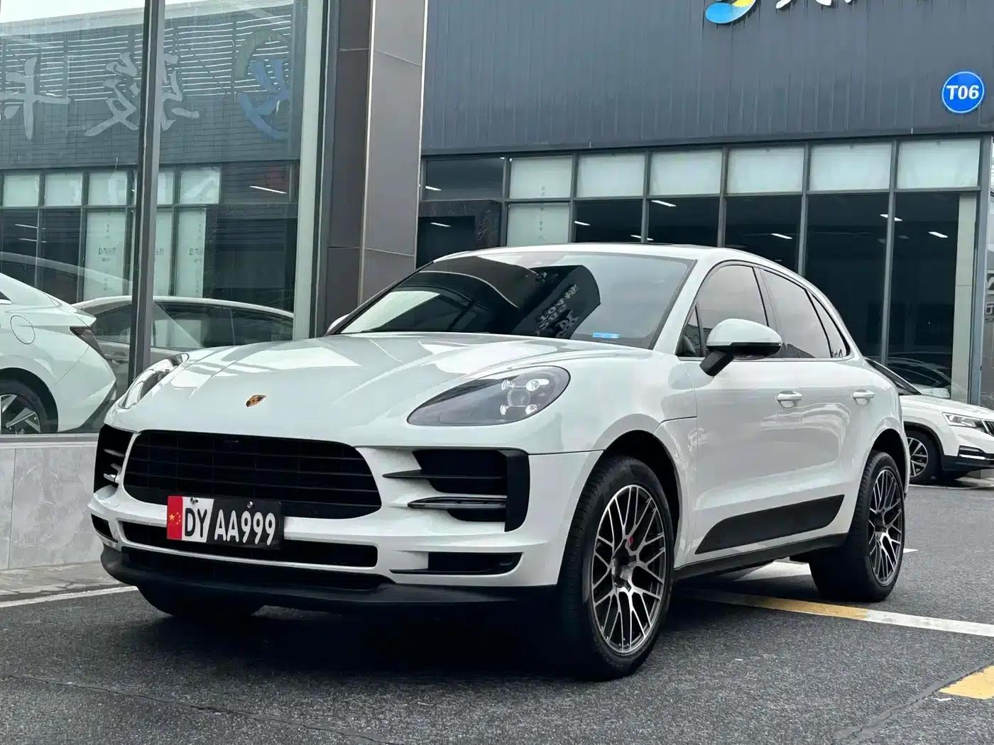 2018 Macan 2.0T — миниатюра 1