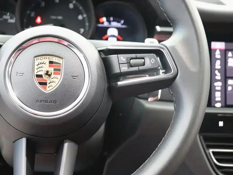 2023 Macan 2.0T — миниатюра 18