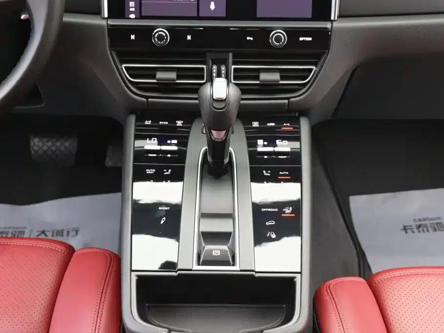 2023 Macan 2.0T — миниатюра 21