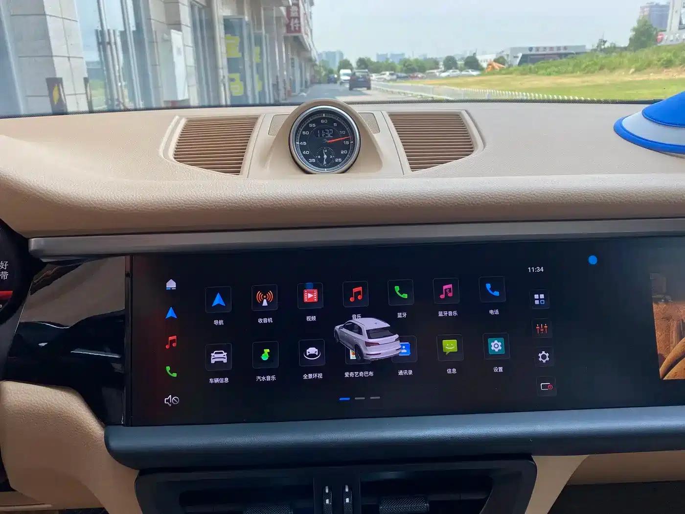 2014 Macan 2.0T — миниатюра 8