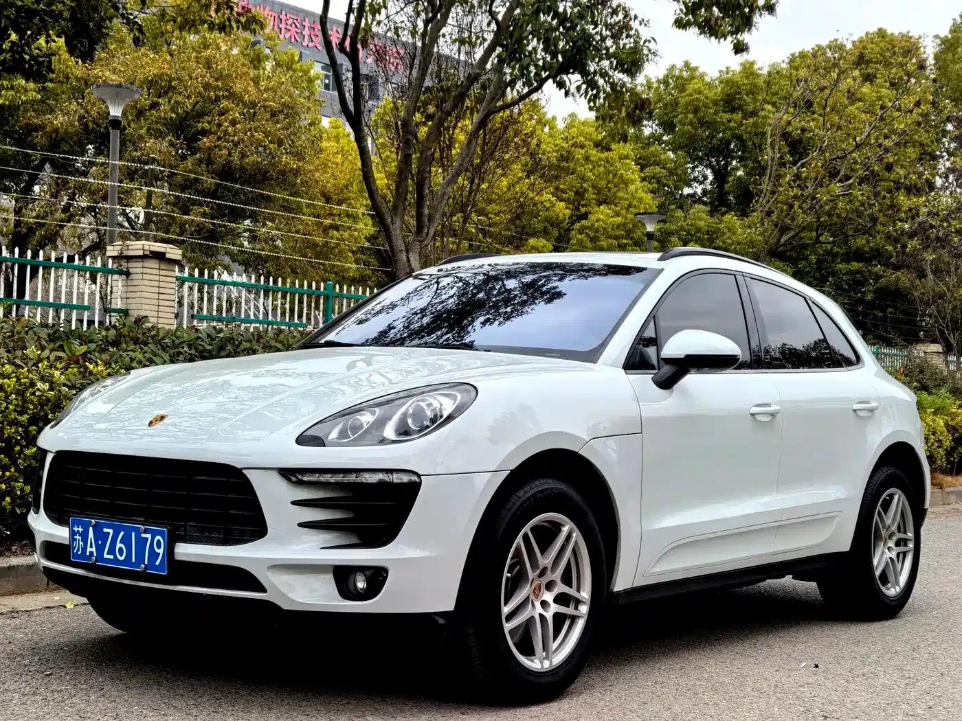 2016 Macan 2.0T — миниатюра 1