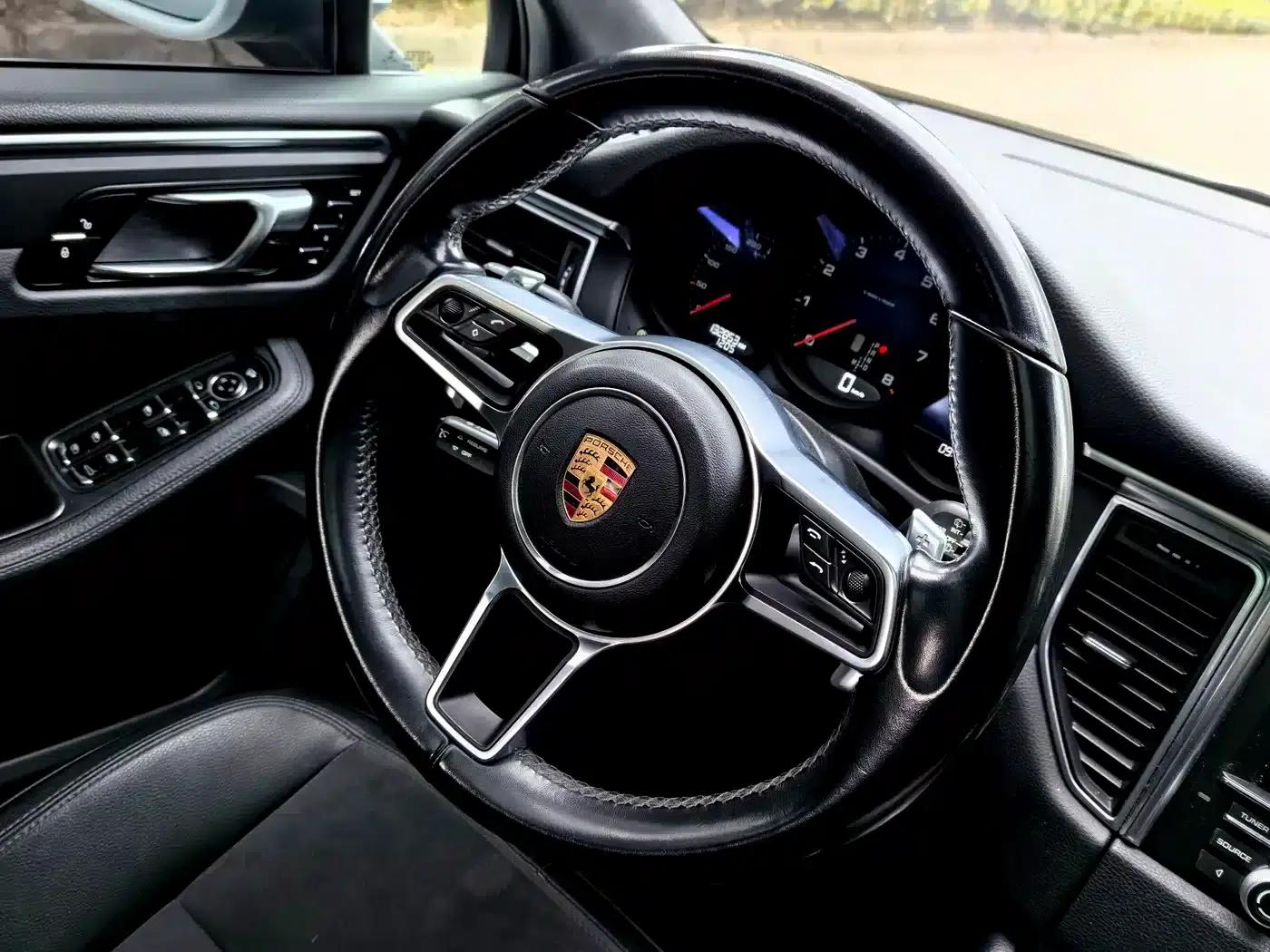 2016 Macan 2.0T — миниатюра 8