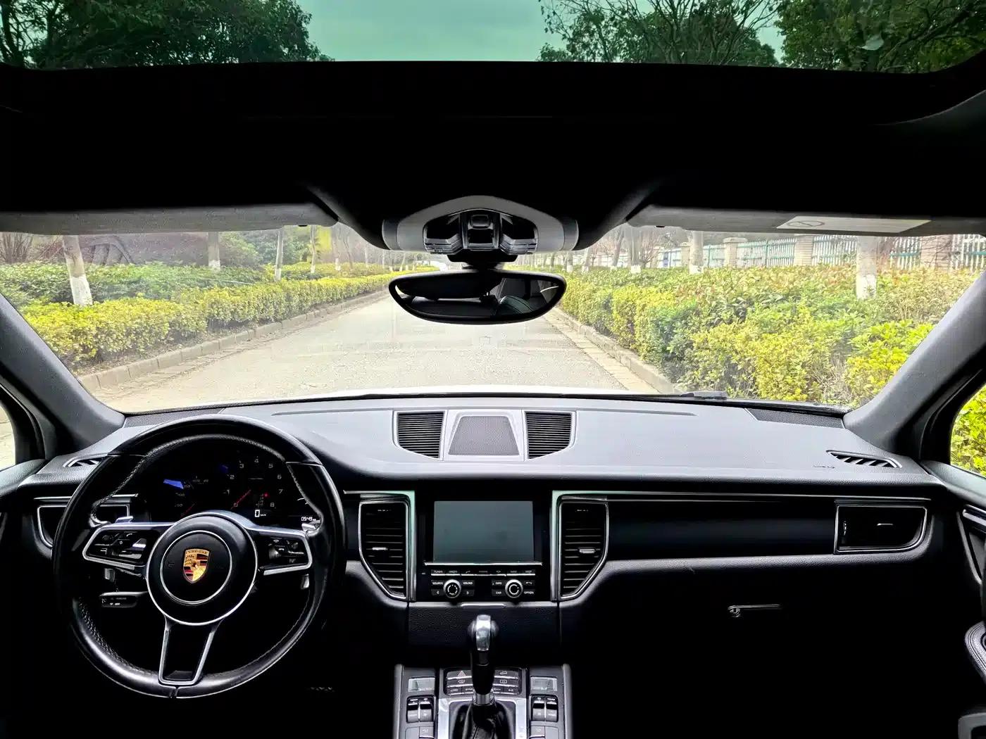 2016 Macan 2.0T — миниатюра 9