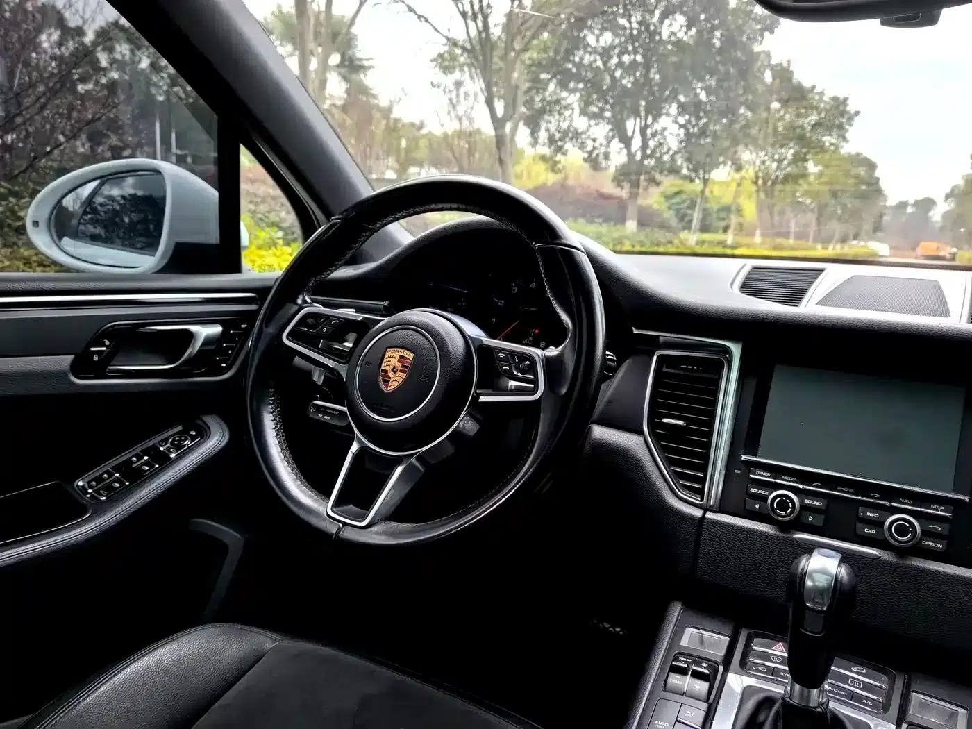 2016 Macan 2.0T — миниатюра 10