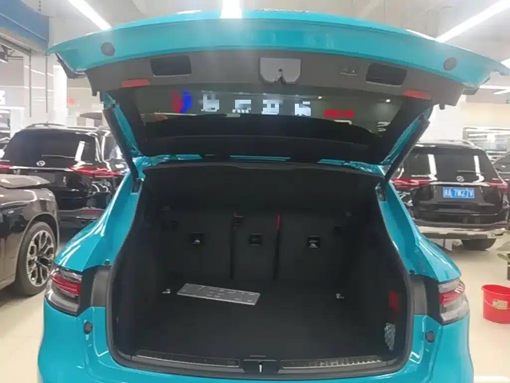 2023 Macan T 2.0T — миниатюра 19
