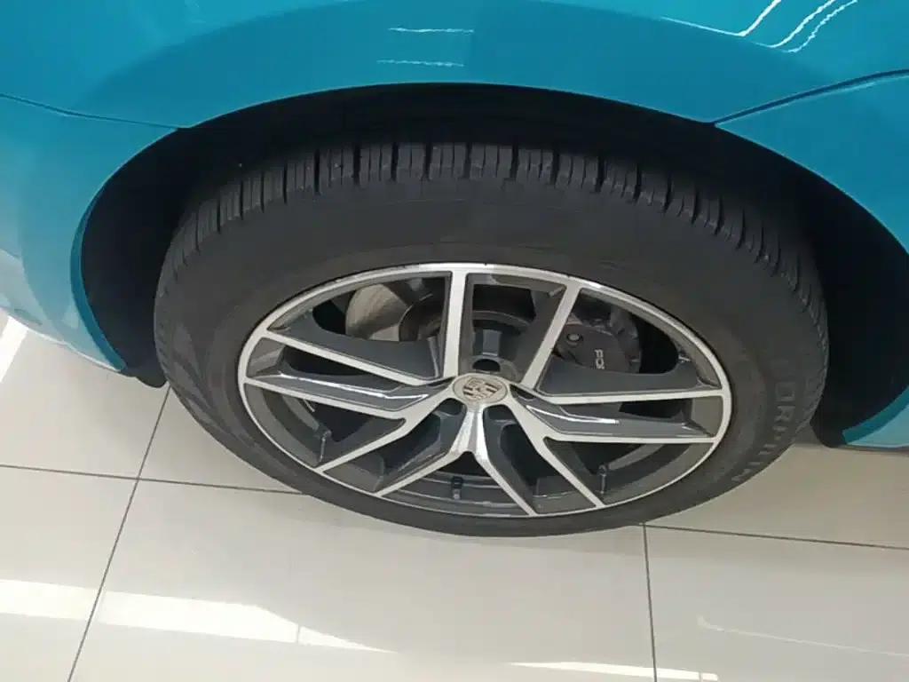 2023 Macan T 2.0T — миниатюра 23