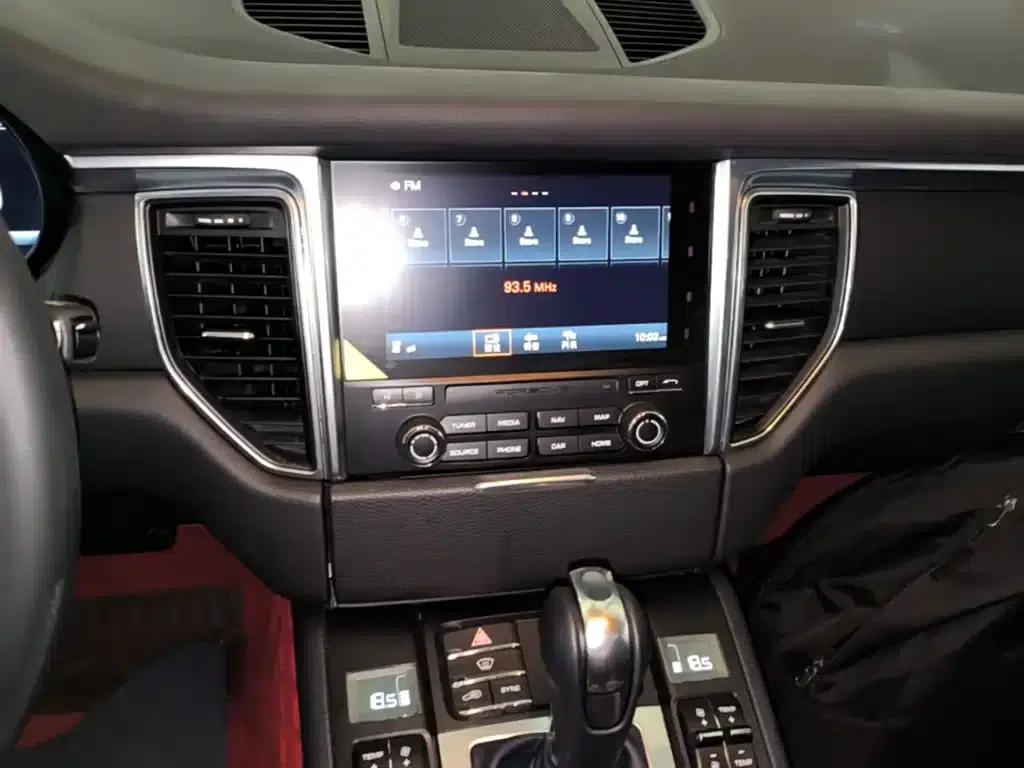 2017 Macan 2.0T — миниатюра 13