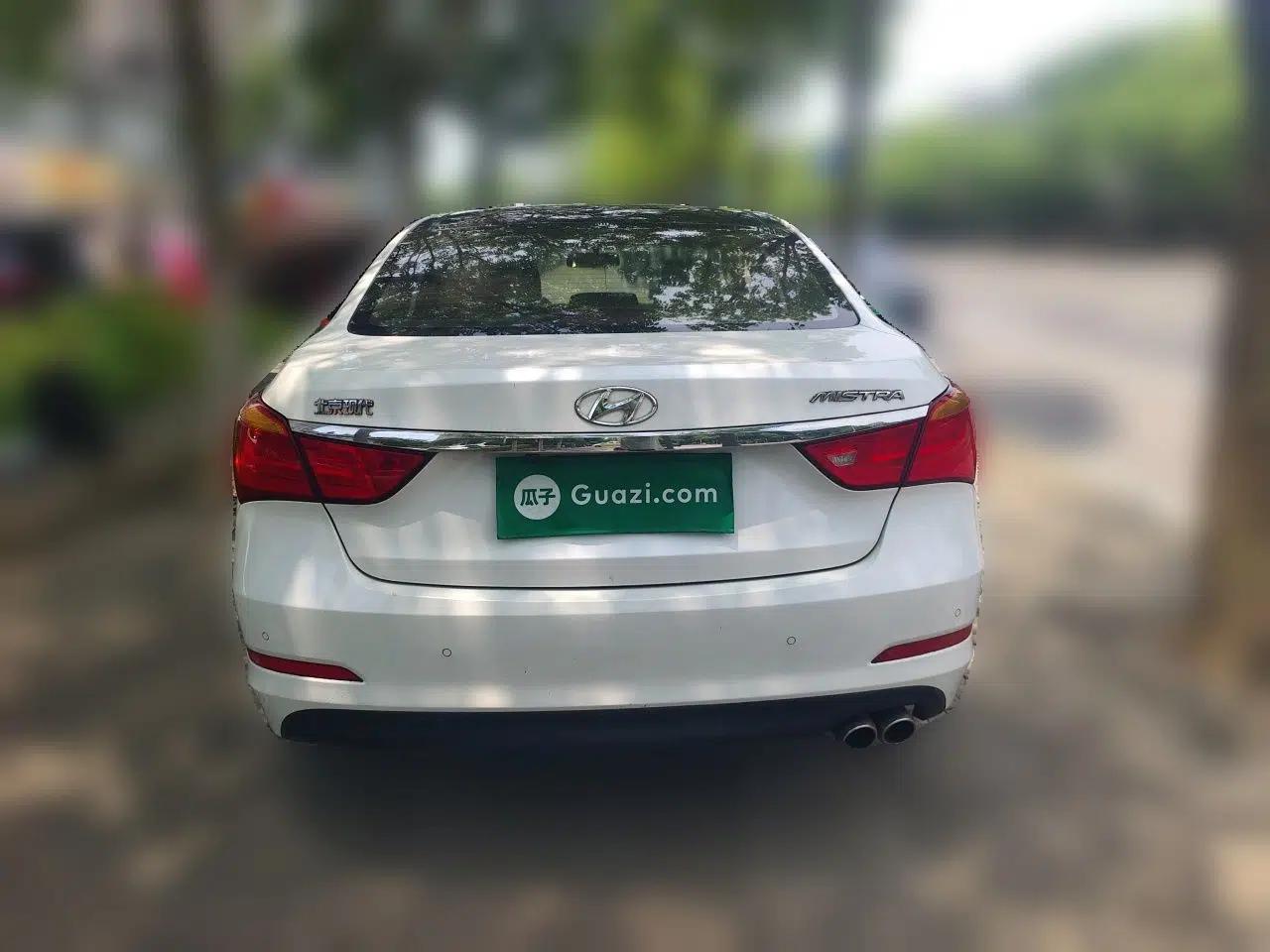 Hyundai Mistra 2014 1.8L Automatic Deluxe DLX Model — миниатюра 5