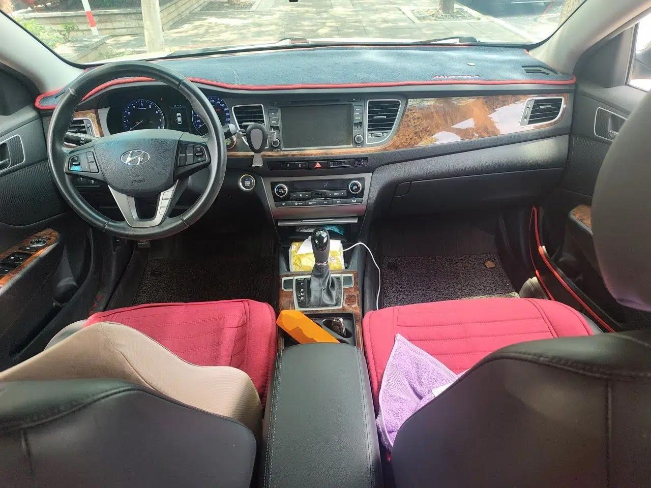 Hyundai Mistra 2014 1.8L Automatic Deluxe DLX Model — миниатюра 9