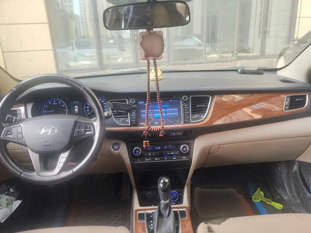 Hyundai Mistra 2014 1.8L Automatic Deluxe DLX Model — миниатюра 9