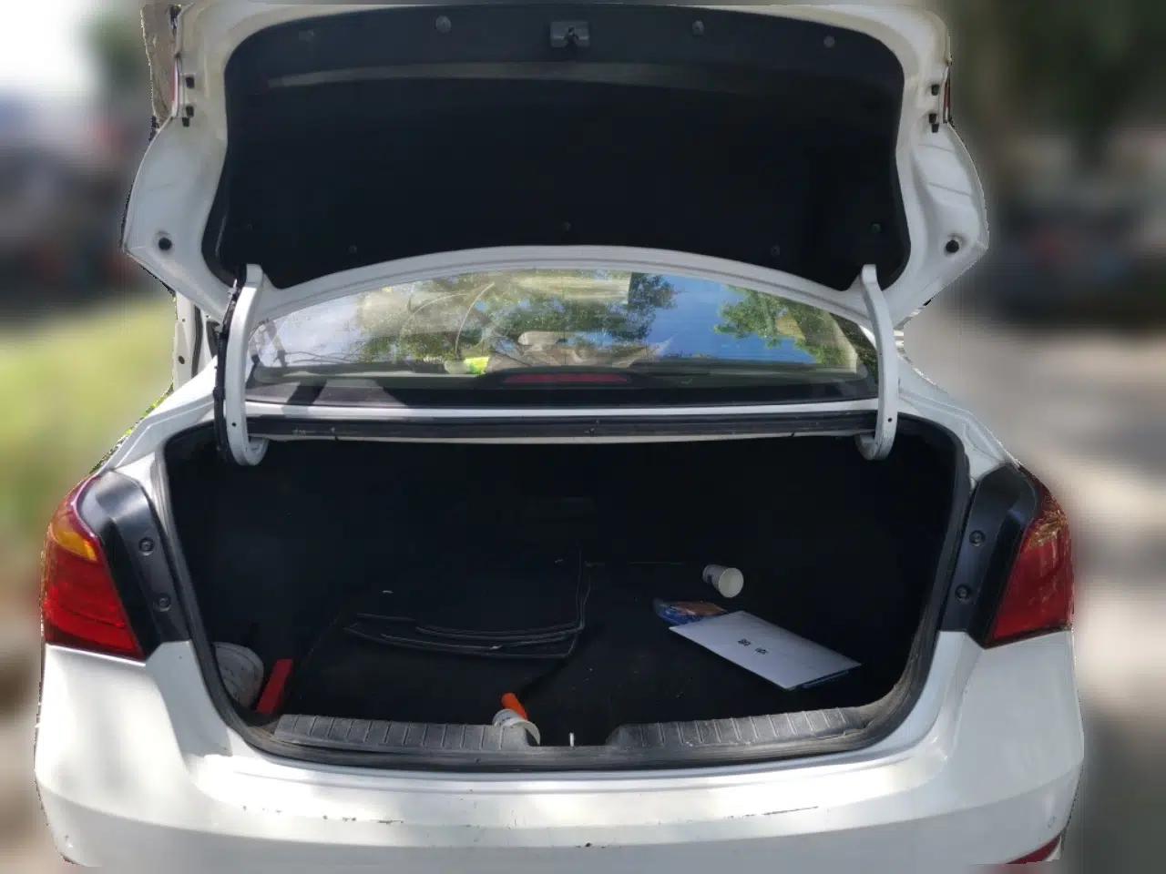 Hyundai Mistra 2016 1.6T Automatic Smart GLS — миниатюра 19