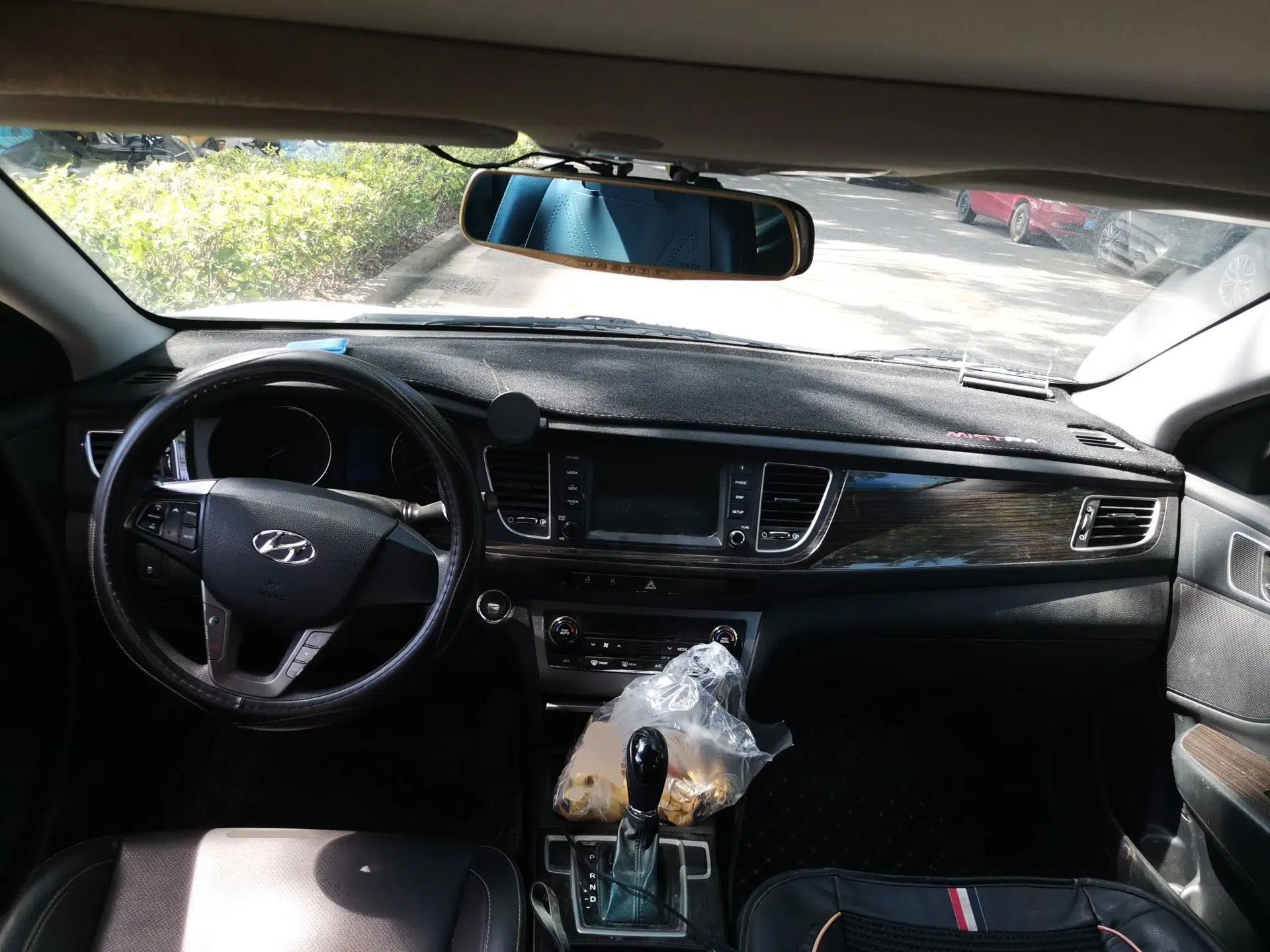 Hyundai Mistra 2016 1.6T Automatic Smart GLS — миниатюра 9