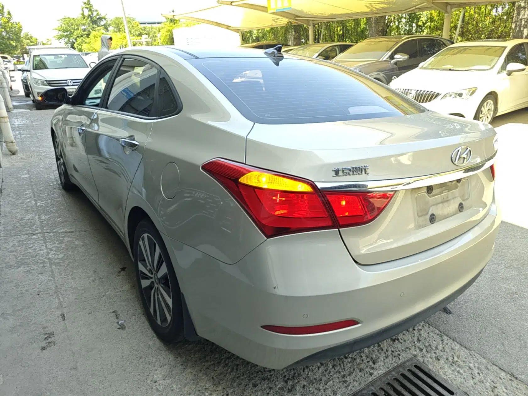 Hyundai Mistra 2016 1.8L Automatic Smart GLS — миниатюра 4