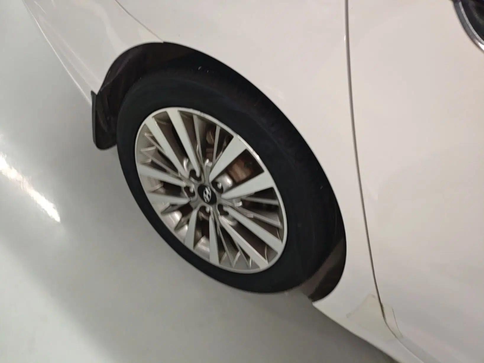 Hyundai Mistra 2017 1.8L Automatic Smart GLS China V Standard — миниатюра 11