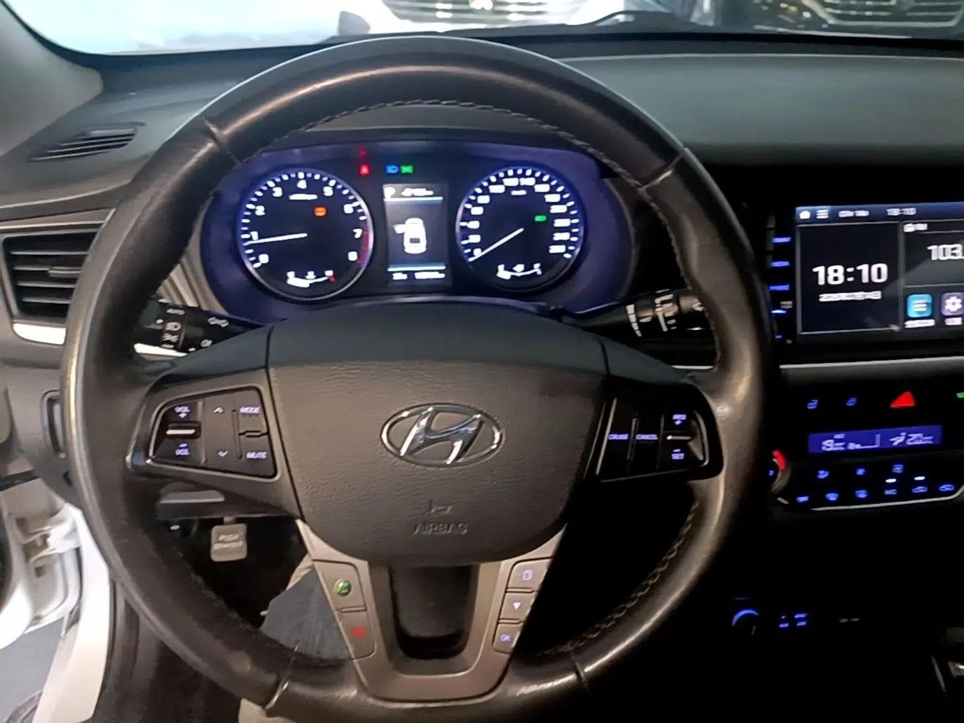 Hyundai Mistra 2017 1.6T Automatic Flagship Model TOP China V Emission Standard — миниатюра 13