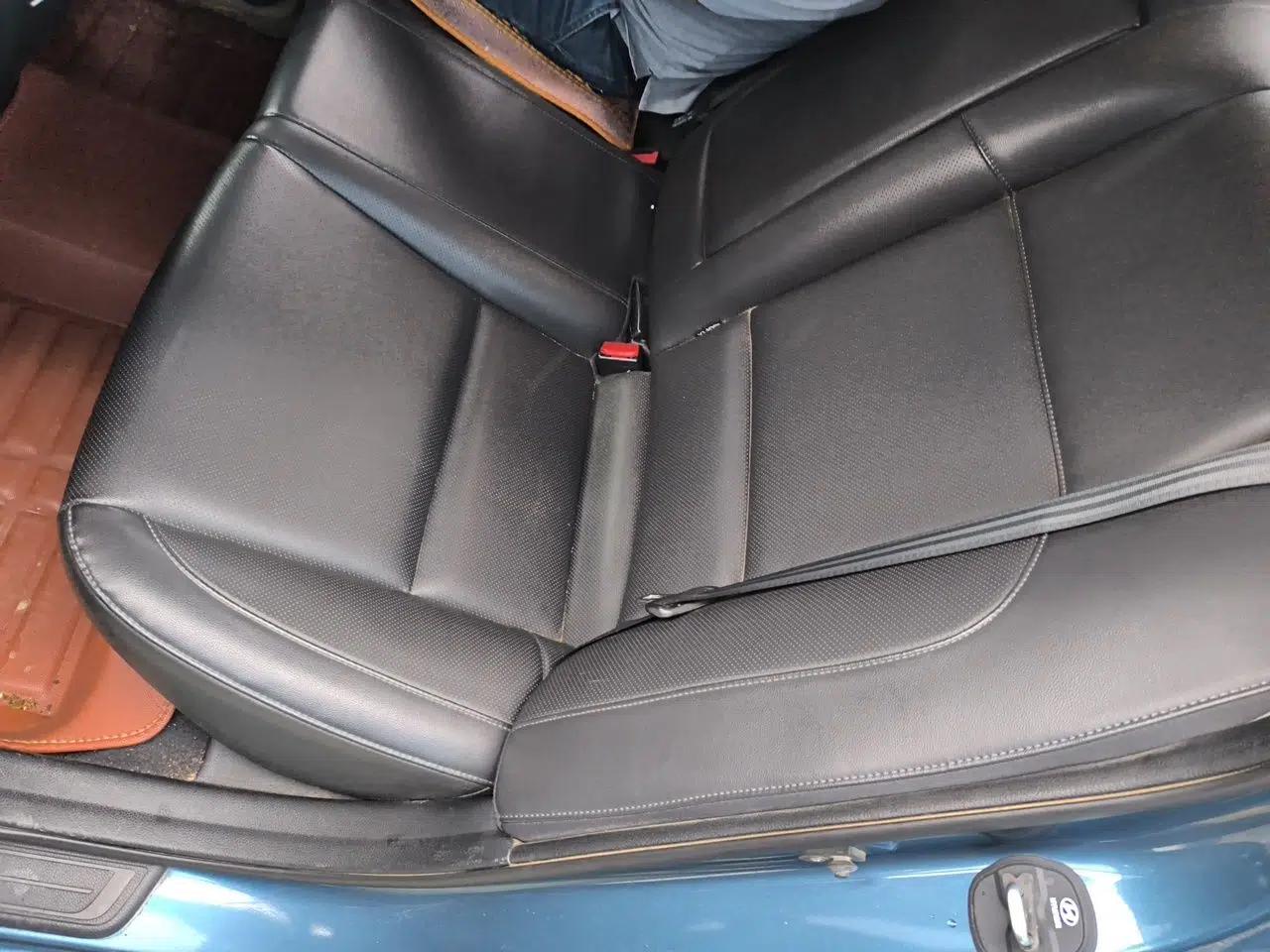 Hyundai Mistra 2014 1.8L Automatic Smart GLS — миниатюра 17