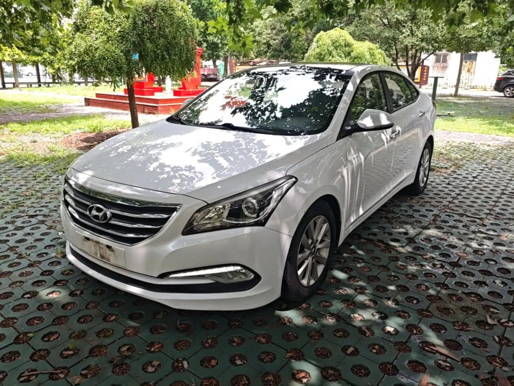 Hyundai Mistra 2014 1.8L Automatic Smart GLS — миниатюра 1