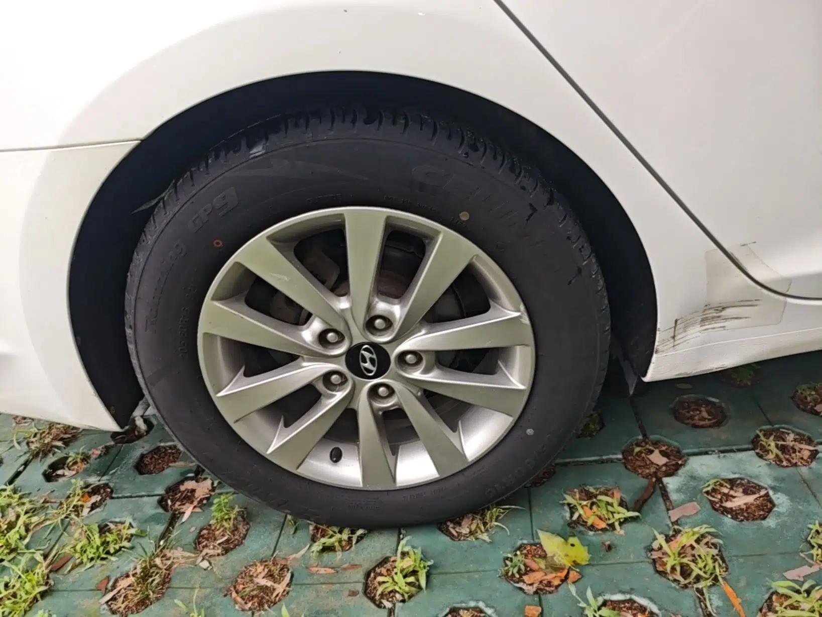 Hyundai Mistra 2014 1.8L Automatic Smart GLS — миниатюра 11