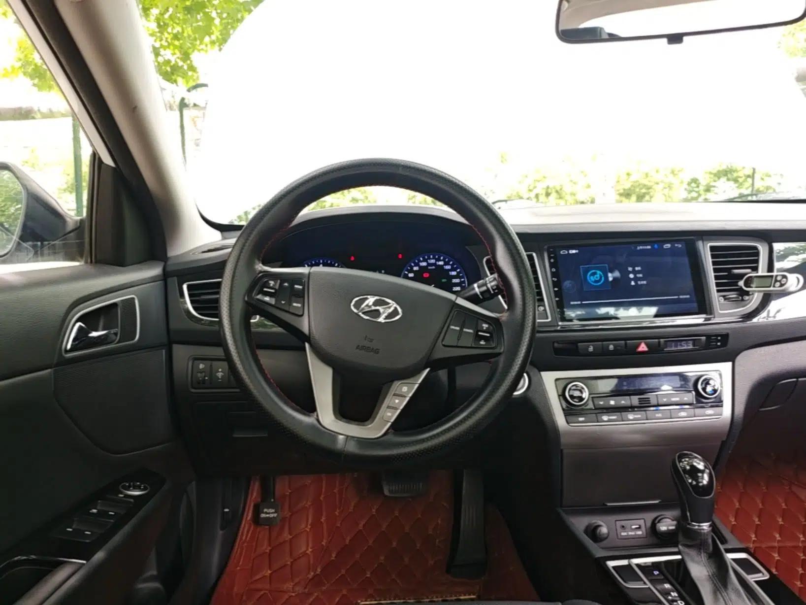 Hyundai Mistra 2014 1.8L Automatic Smart GLS — миниатюра 13