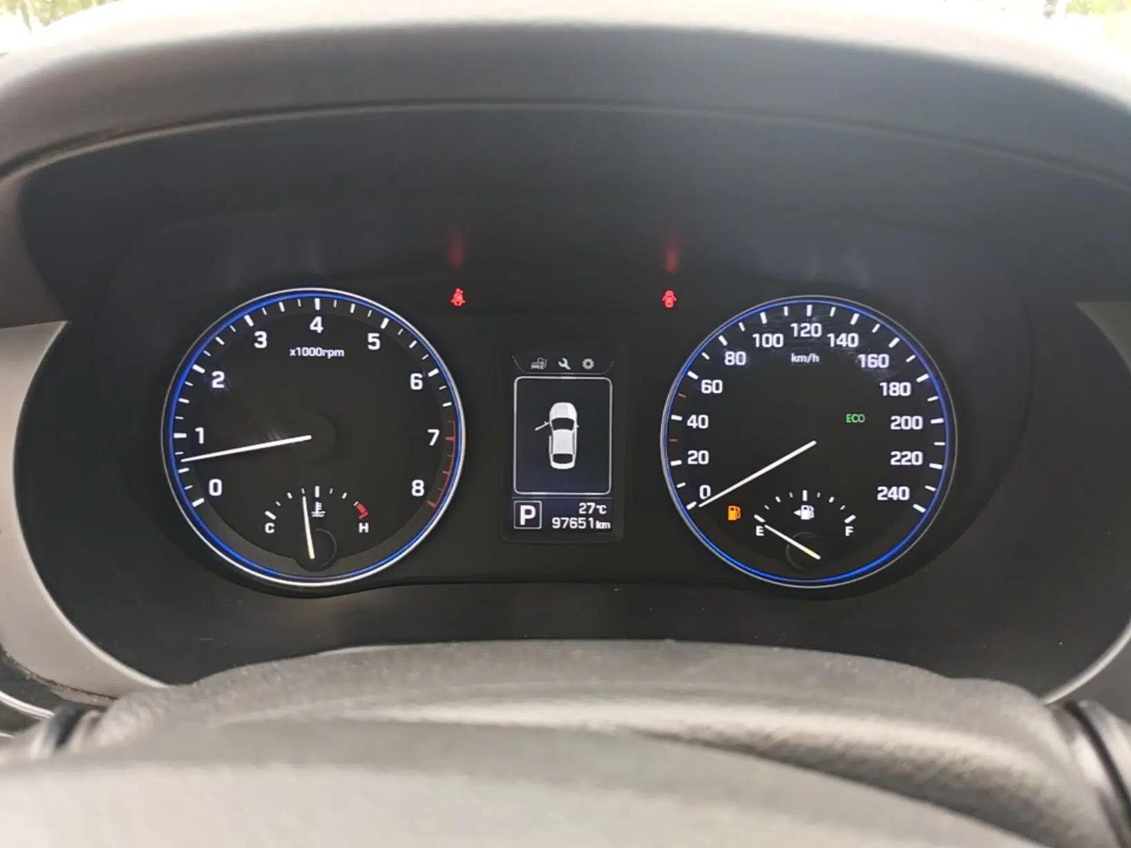 Hyundai Mistra 2014 1.8L Automatic Smart GLS — миниатюра 14