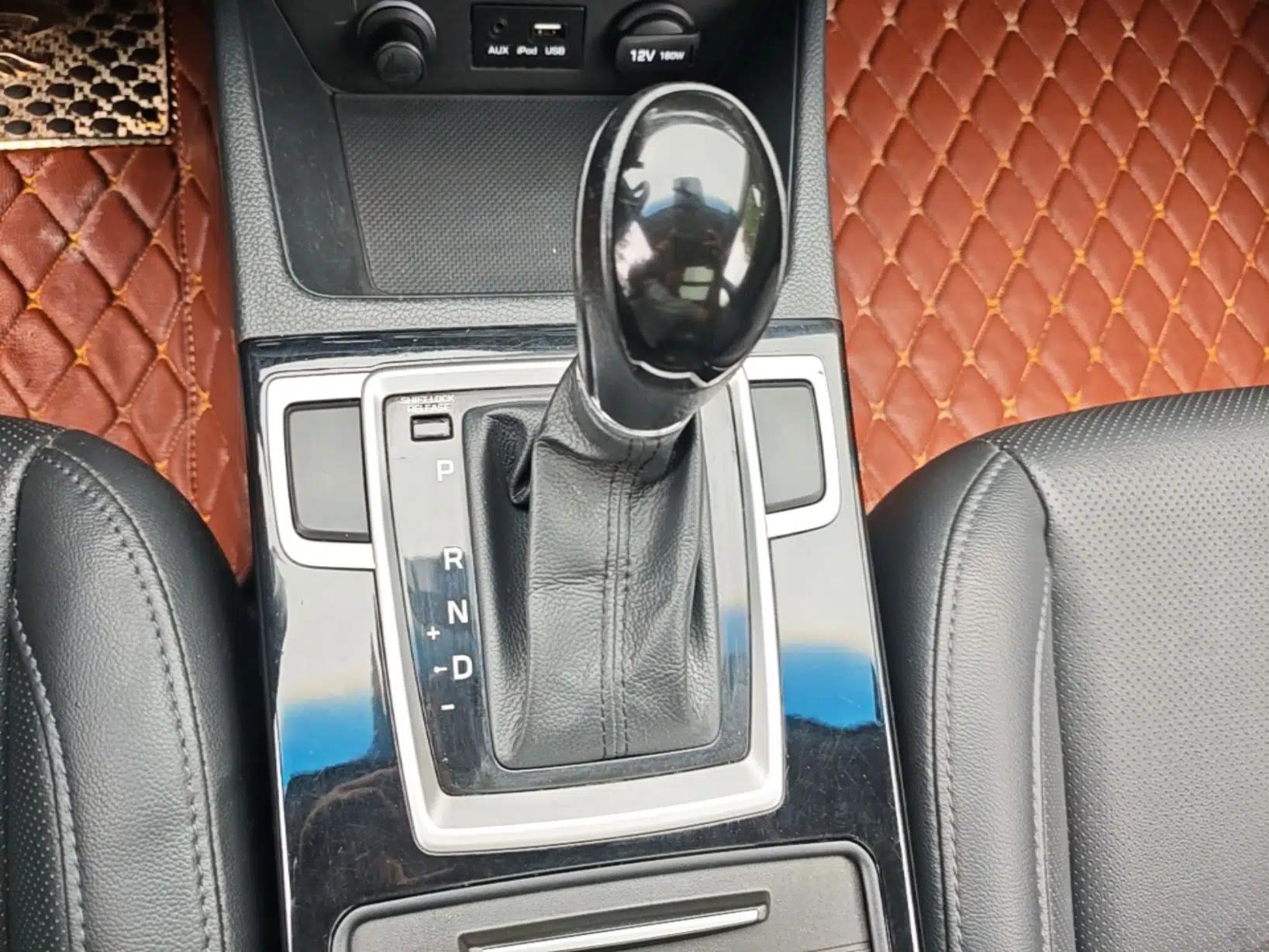 Hyundai Mistra 2014 1.8L Automatic Smart GLS — миниатюра 16