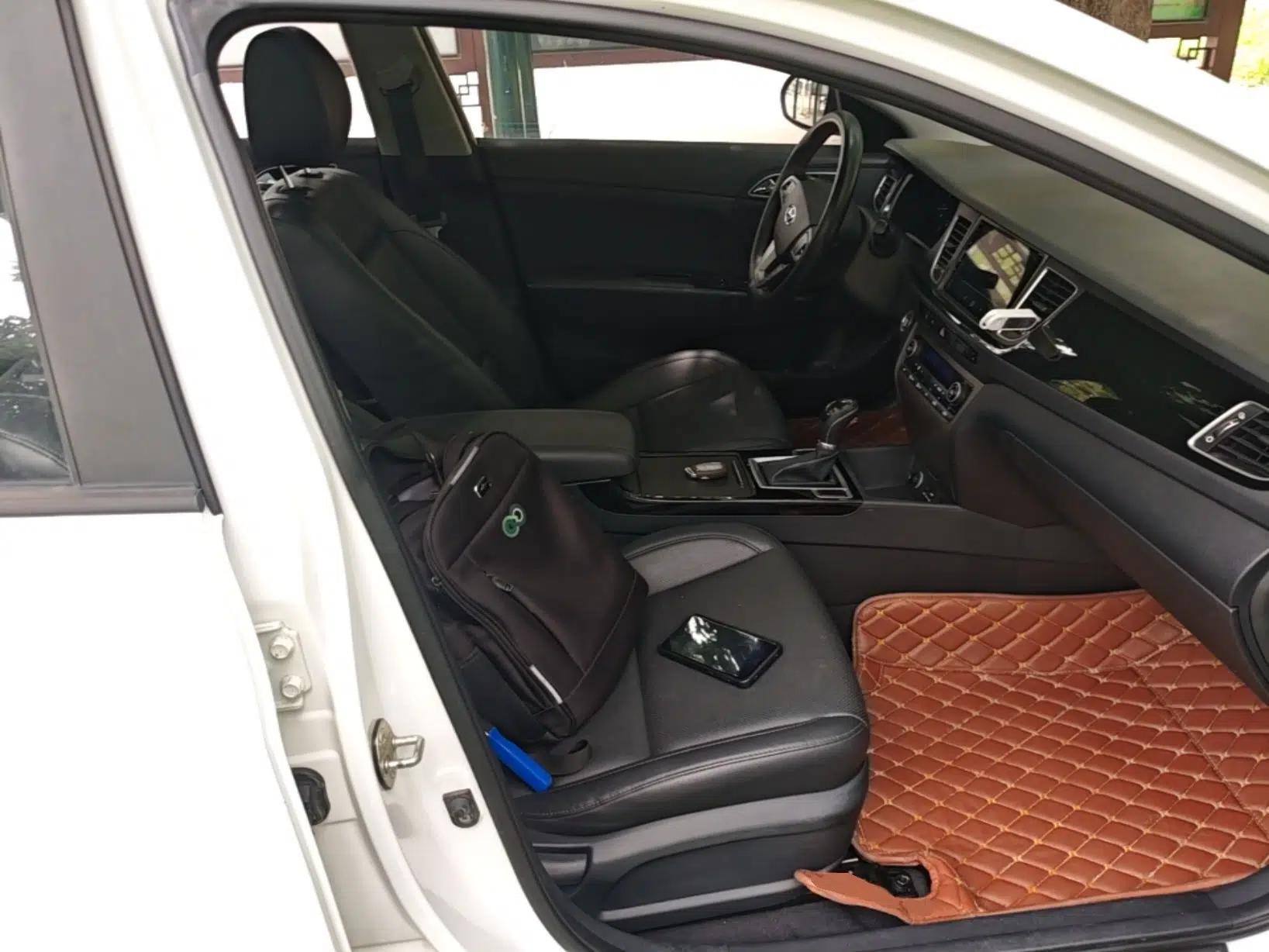 Hyundai Mistra 2014 1.8L Automatic Smart GLS — миниатюра 19