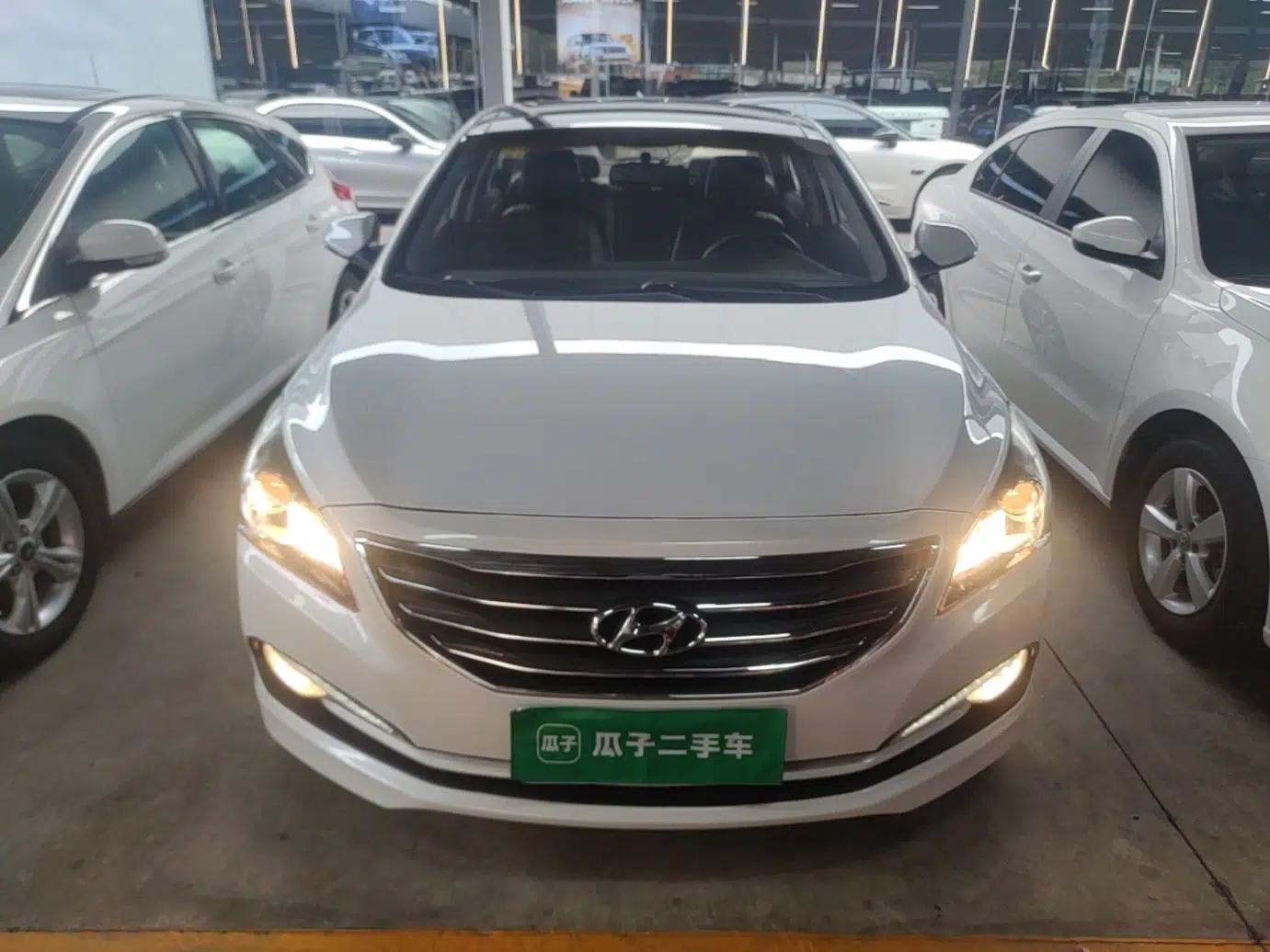 Hyundai Mistra 2014 1.8L Automatic Deluxe DLX Model — миниатюра 2