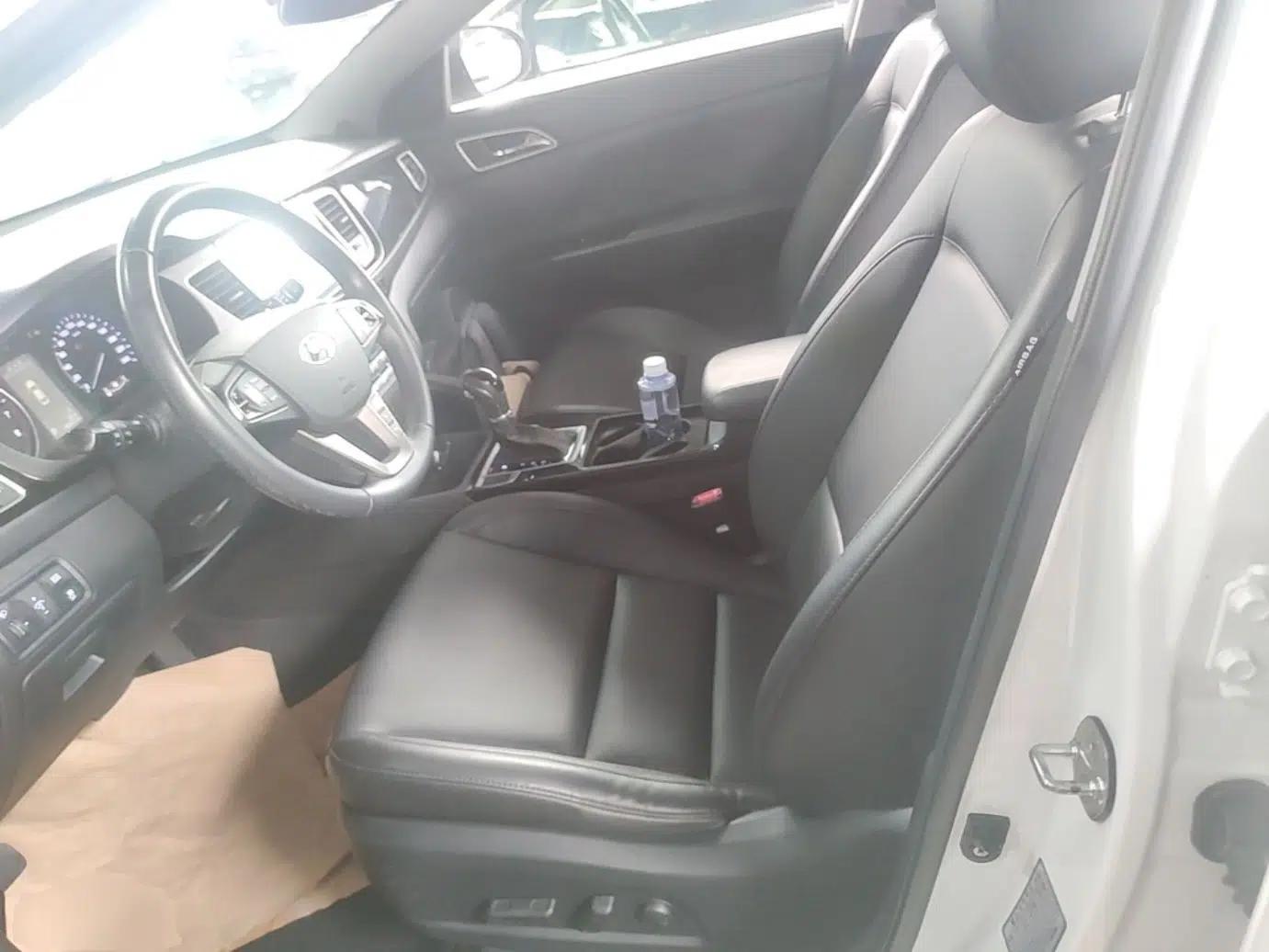 Hyundai Mistra 2014 1.8L Automatic Deluxe DLX Model — миниатюра 22