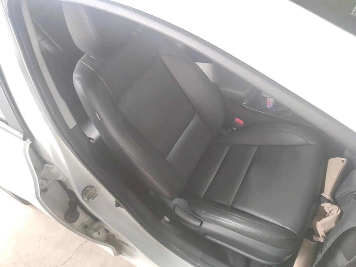Hyundai Mistra 2014 1.8L Automatic Deluxe DLX Model — миниатюра 24