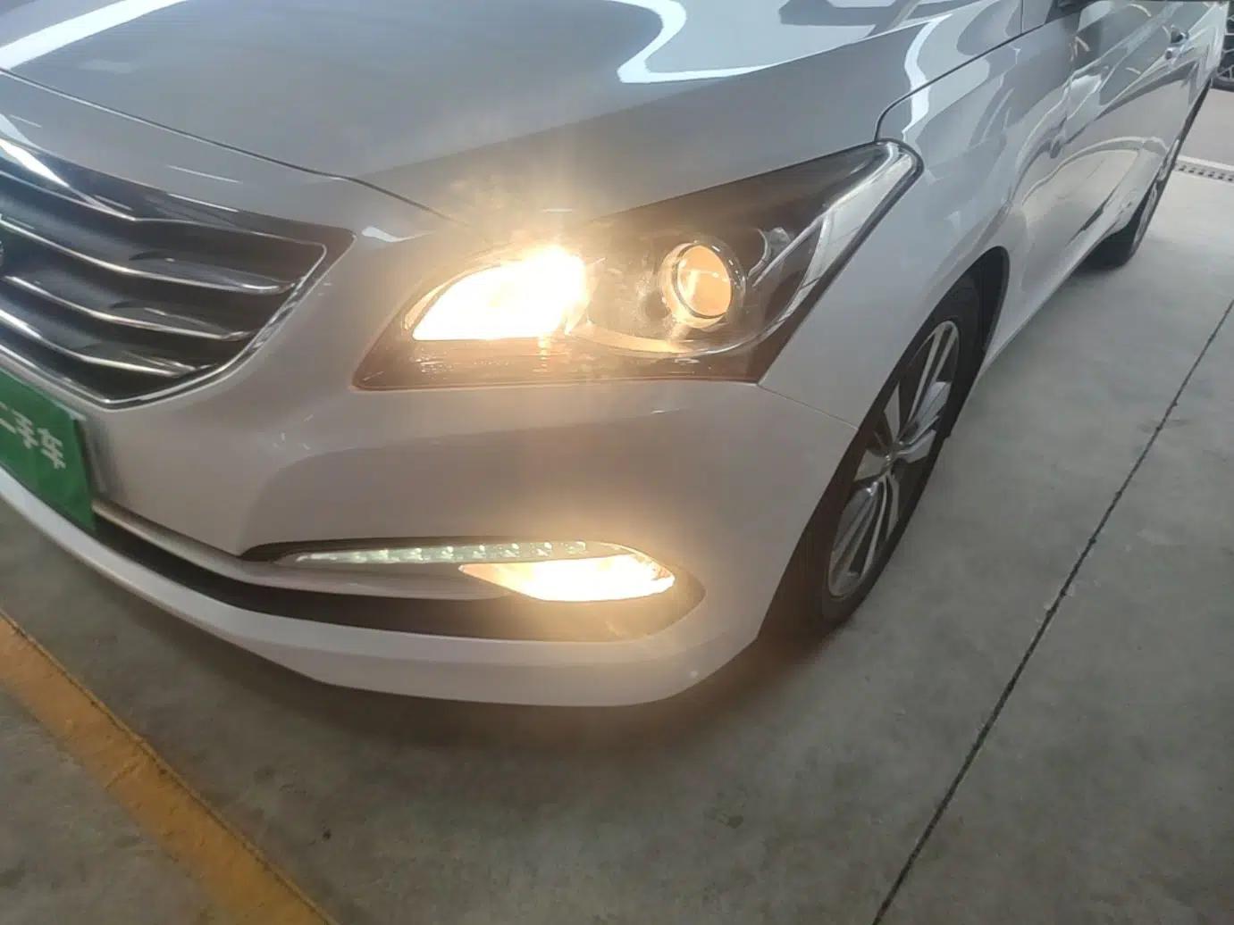 Hyundai Mistra 2014 1.8L Automatic Deluxe DLX Model — миниатюра 8