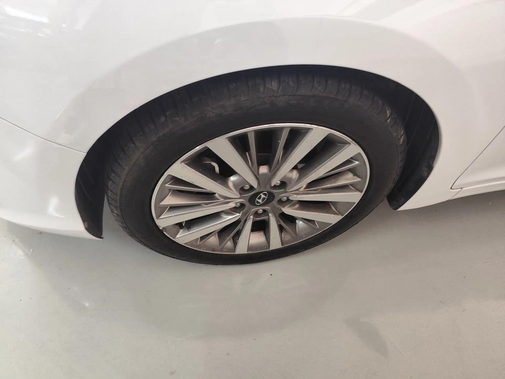 Hyundai Mistra 2017 1.6T Automatic Smart GLS China V Standard — миниатюра 3