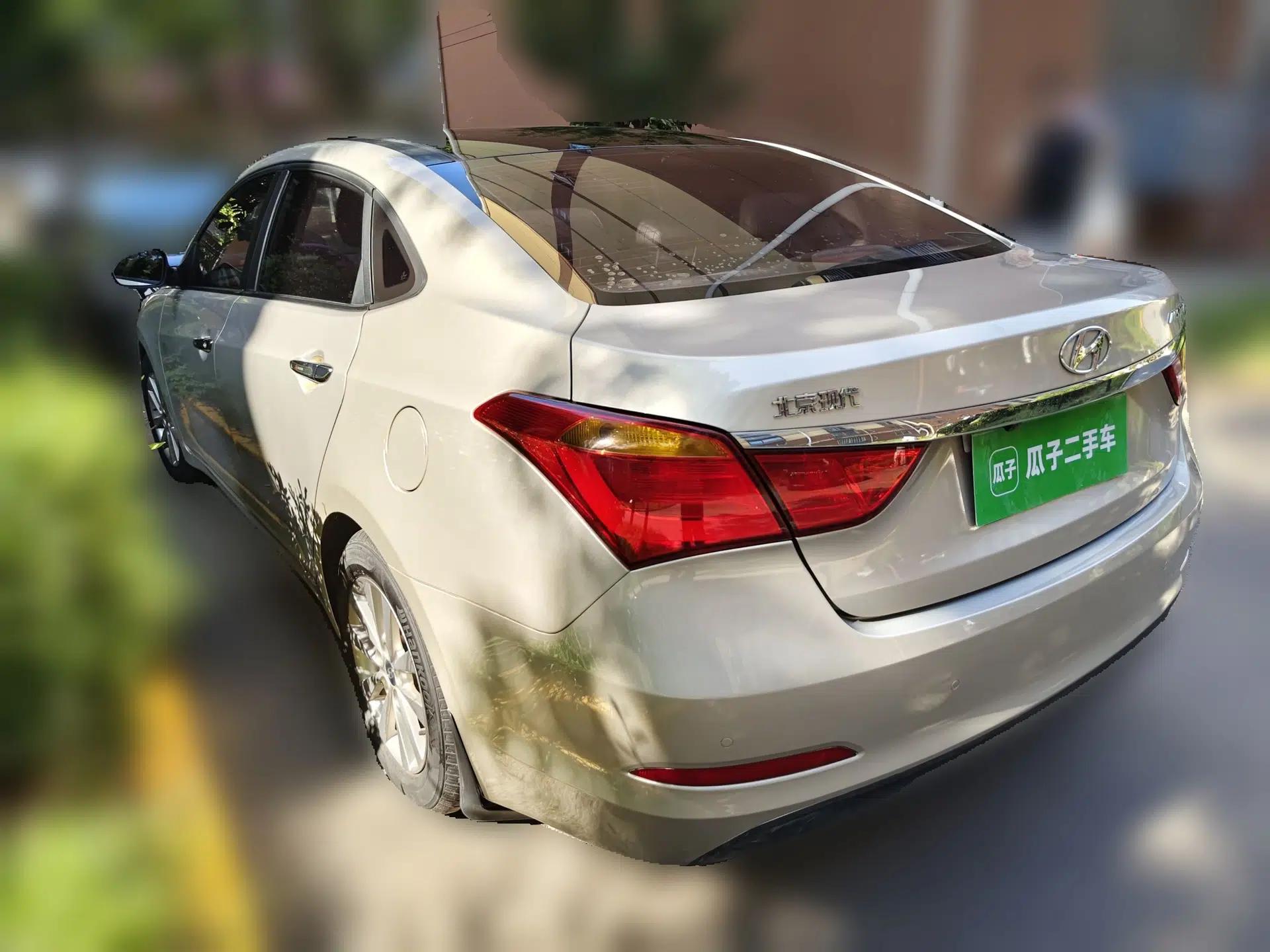 Hyundai Mistra 2014 1.8L Automatic Smart GLS — миниатюра 4