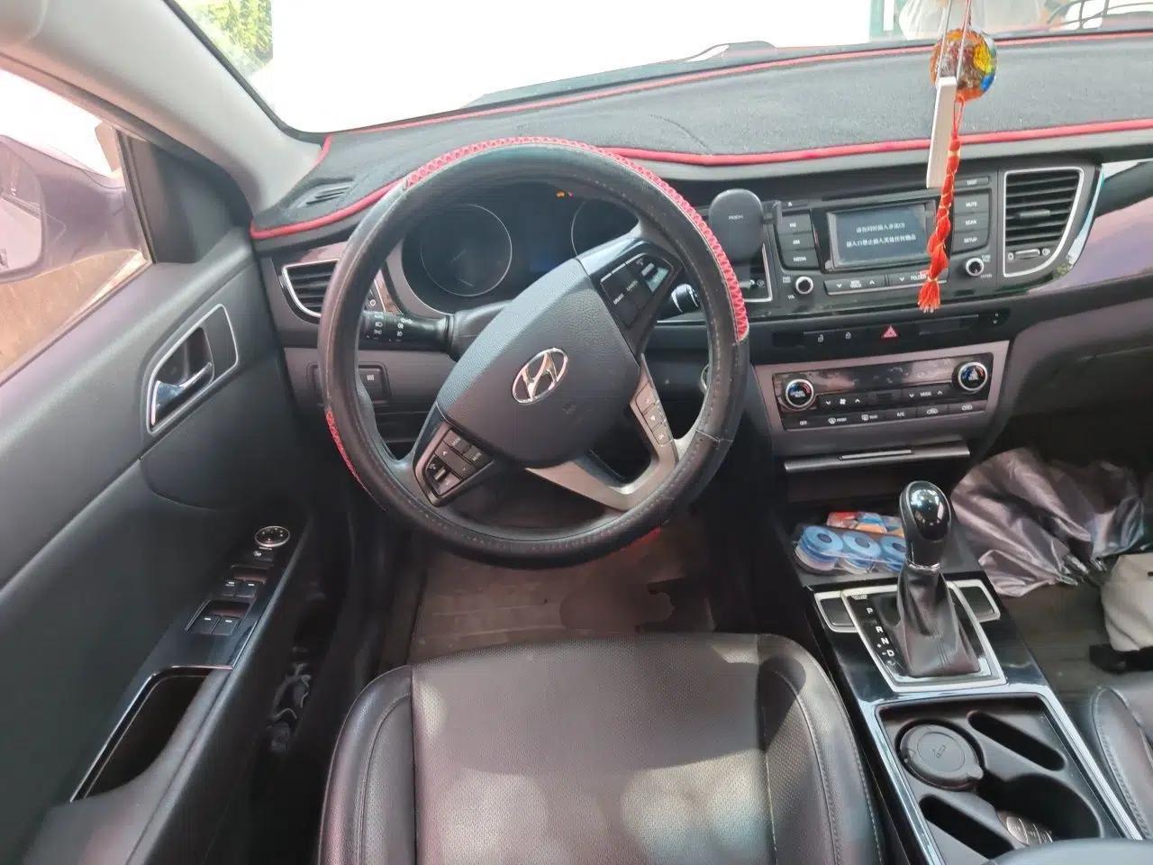 Hyundai Mistra 2014 1.8L Automatic Smart GLS — миниатюра 10